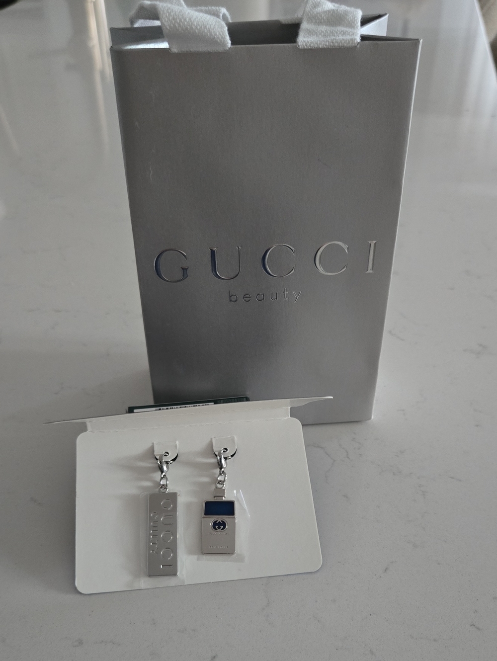 New Gucci Silver-Tone Charm Keychain 2x Gucci Guilty Vip Charm Keychain & Bag